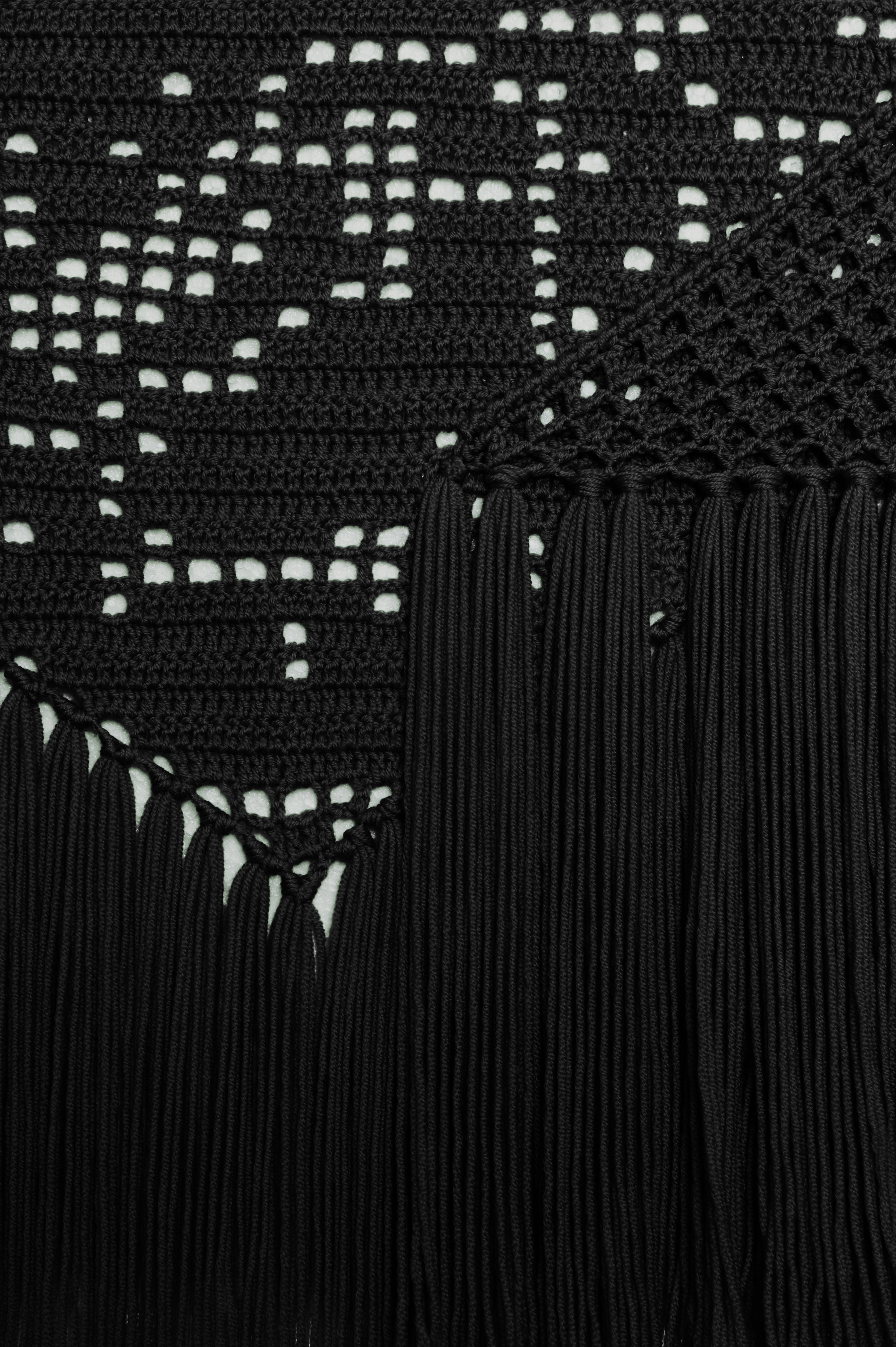 Scialle Peonia in Merino Wool, Volcanic Black